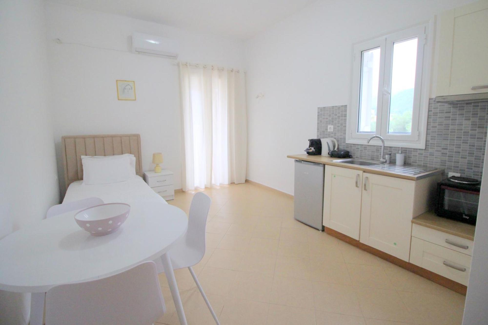 Nefeli'S Apartment 히마레 외부 사진